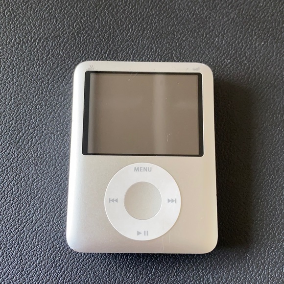 Vintage iPod shuffle